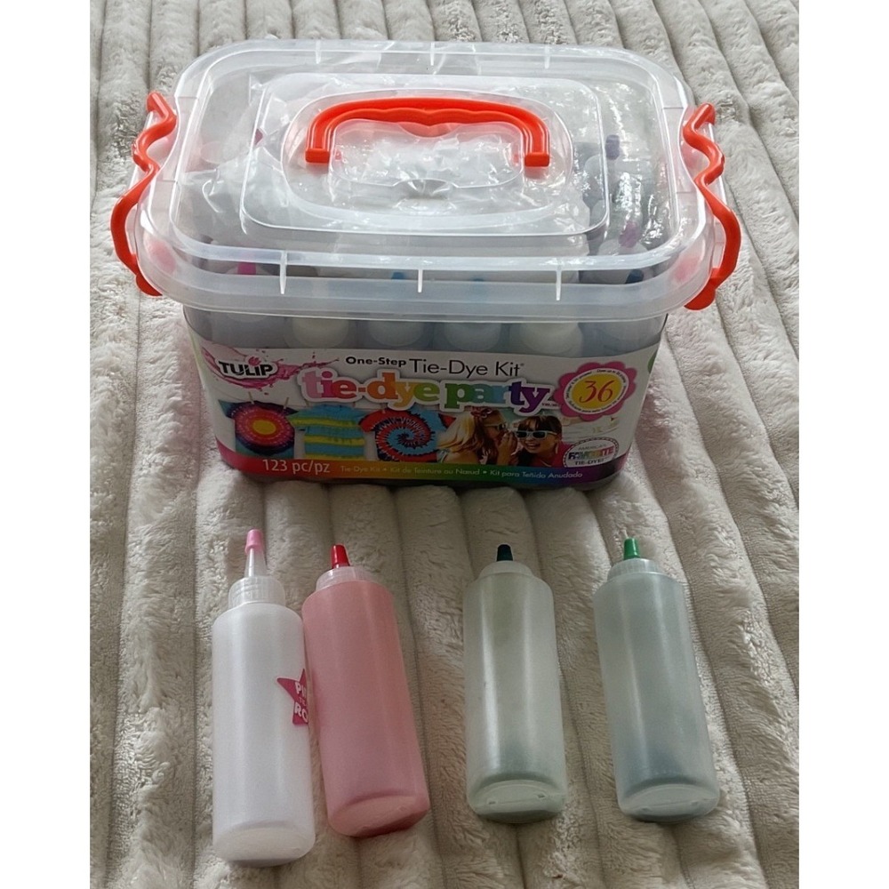 Tulip One-Step Tie-Dye Party Kit 123pc Set with 4 Bonus Bottles 34723